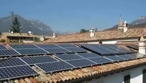 江西屋頂光伏發(fā)電告訴你農(nóng)村怎么做？